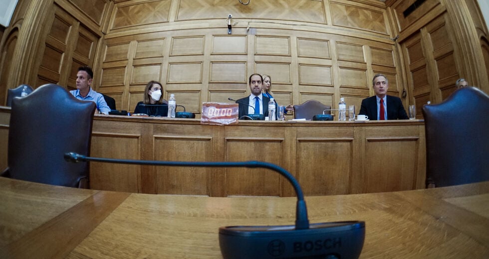 Το χρονικό της συγκάλυψης