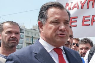 Ο ζήλος του Αδωνη