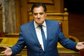 Και αν ο ΣΥΡΙΖΑ παρακολουθούσε τον Αδωνι Γεωργιάδη;