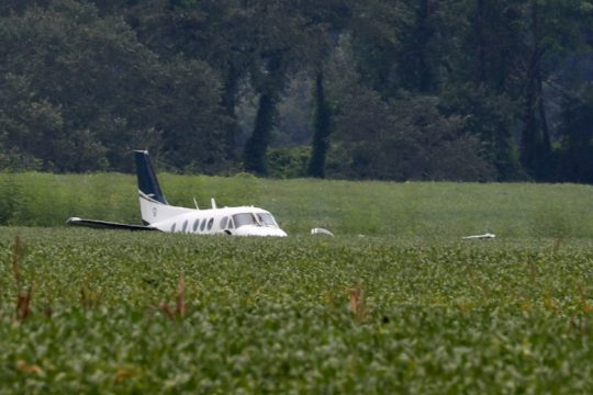 Πιλότος στις ΗΠΑ απειλούσε να ρίξει αεροπλάνο σε κατάστημα