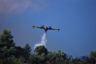 αεροπλάνο φωτιά
