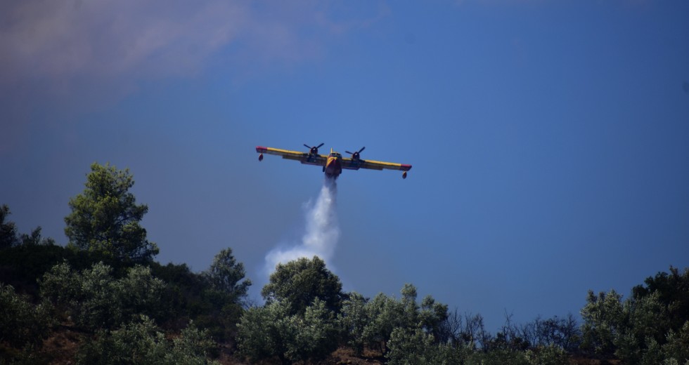 αεροπλάνο φωτιά