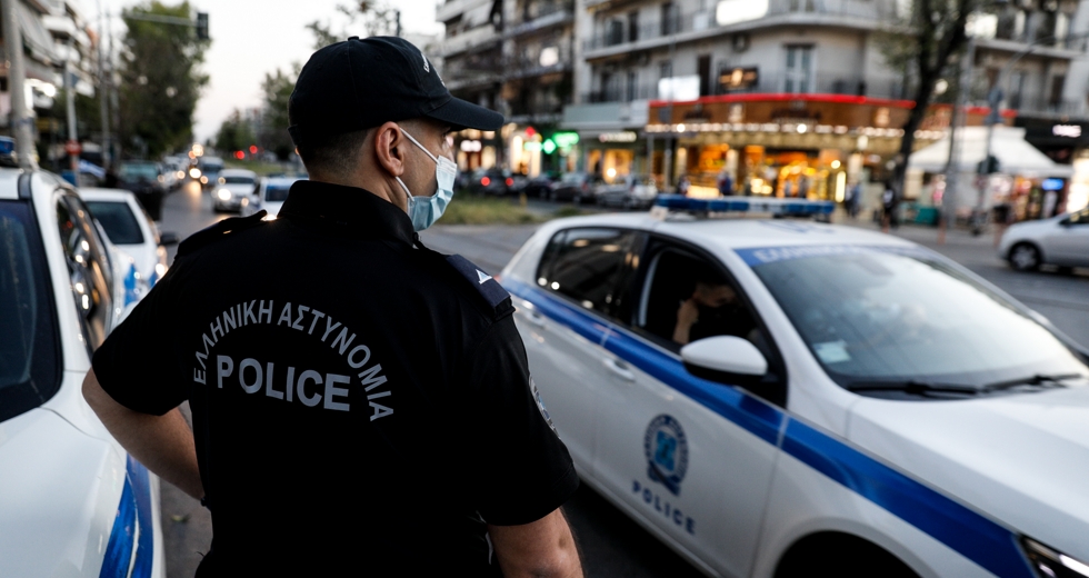 Αιματηρή συμπλοκή με πυροβολισμούς και τραυματία στη Θεσσαλονίκη