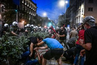 Ούτε με ξύλο ούτε με χημικά καταστέλλεται ο φοιτητικός αγώνας