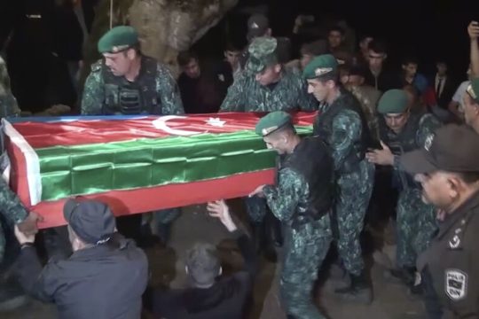 Μυρίζει μπαρούτι στο Ναγκόρνο Καραμπάχ