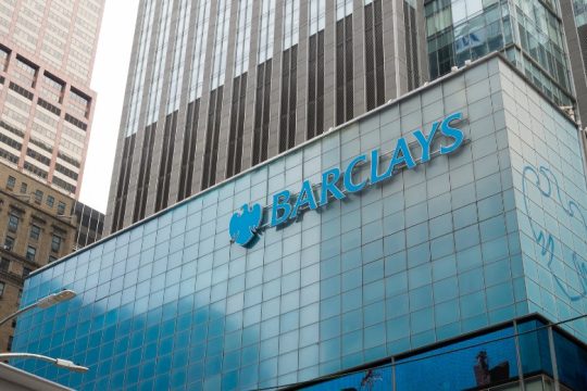 ΗΠΑ: Πρόστιμο 361 εκατ. στην Barclays για «μη δηλωμένη αγοραπωλησία χρεογράφων»