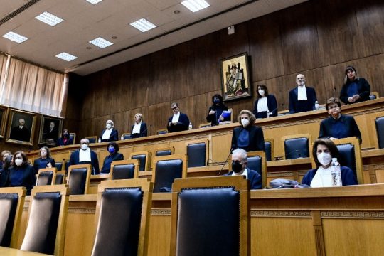 Δ. Παπαγγελόπουλος και Ελ. Τουλουπάκη αρνήθηκαν τις κατηγορίες στο Ειδικό Δικαστήριο