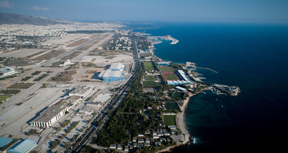 Τα δάνεια, οι ίδιοι πόροι και η τιμή του Ελληνικού