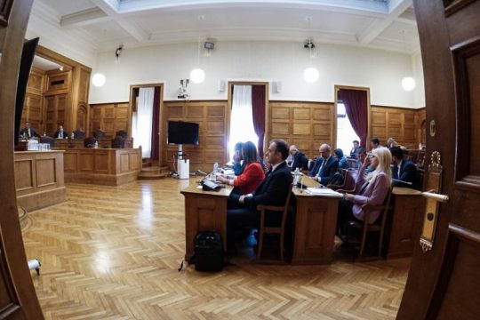 «Έσπασε» το σιωπητήριο που θέλει να επιβάλει το Μαξίμου στην Εξεταστική