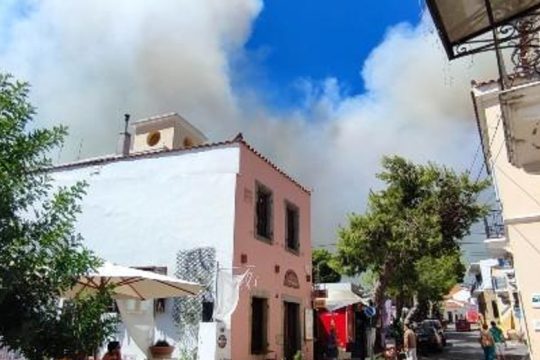 Βελτιωμένη η εικόνα απ’ το πύρινο μέτωπο στα Κύθηρα