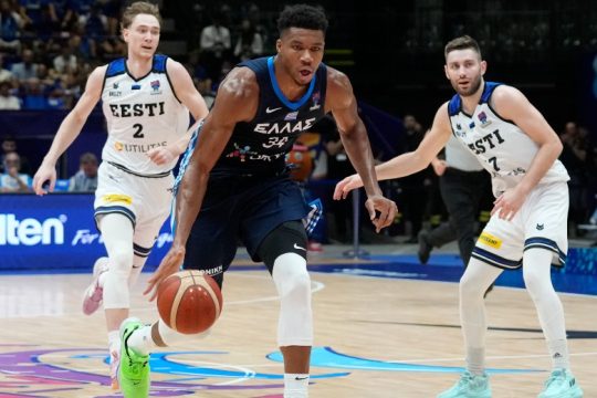 Με πέντε στα πέντε πετάει η Εθνική για Βερολίνο