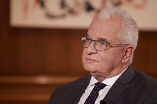 Η αρθρογραφία του Ποπ και ο Πρετεντέρης…