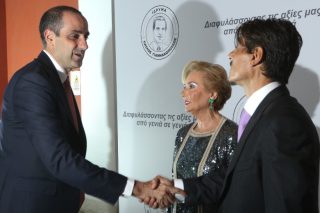 Παρών ο ανιψιός