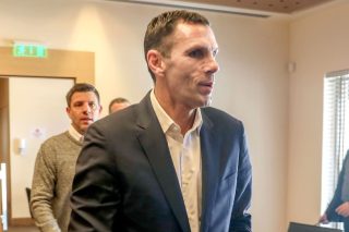 Συνεχίζει χωρίς απρόοπτα