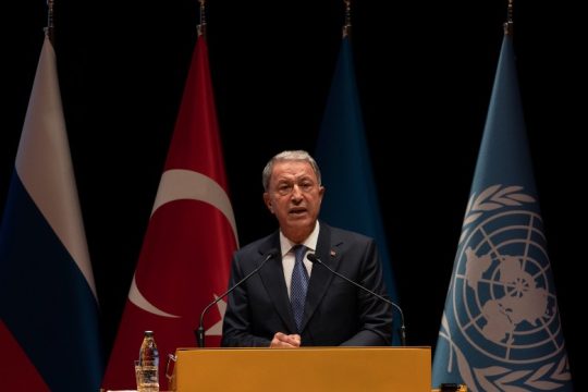 Κλιμακώνει με απειλές η Άγκυρα: Οι Έλληνες να μάθουν κολύμπι