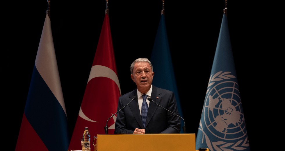Κλιμακώνει με απειλές η Άγκυρα: Οι Έλληνες να μάθουν κολύμπι