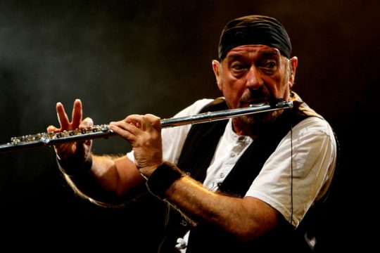 Ο Ian Anderson στην Ελλάδα με μήνυμα για επιστροφή των Γλυπτών του Παρθενώνα