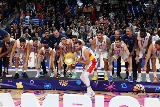 Βαθιά υπόκλιση στη μεγάλη Ισπανία