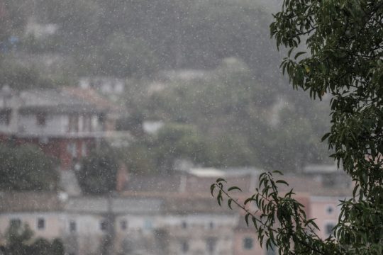 «Πνίγηκε» η Κέρκυρα από την καταιγίδα