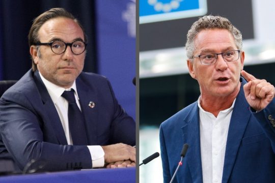 «Ανεπαρκή και καθυστερημένα τα μέτρα της Κομισιόν για την ενεργειακή κρίση»