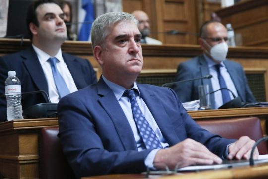 Προκλητικός ο Κοντολέων, επικαλέστηκε ξανά το απόρρητο