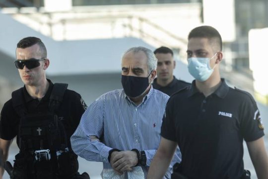 Αποδόμησε τον «ψευτογιατρό» ο εισαγγελέας