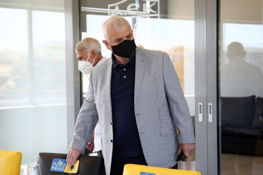 Ζήτησε (πρόσκαιρη) ανακωχή και εισέπραξε «ερυθρόλευκη» άρνηση