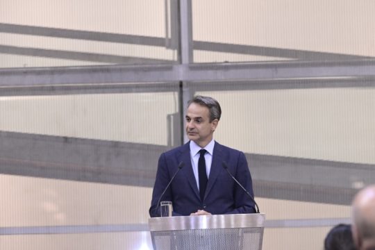 Μέτρα στήριξης ή πρακτικές διευκόλυνσης;