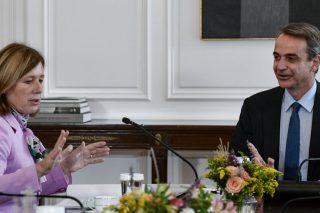 «Σιωπητήριο» για την απολογία του Μητσοτάκη στη Γιούροβα