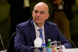 Επιστολές Δένδια σε Ε.Ε., ΝΑΤΟ και ΟΗΕ για τις απειλές από την Τουρκία