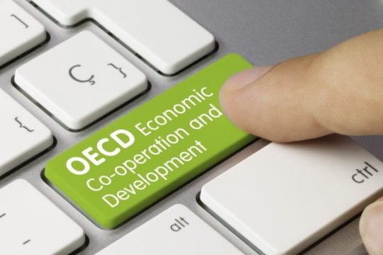 ΟΟΣΑ: Πόλεμος, ενεργειακή κρίση και πληθωρισμός σπρώχνουν τις οικονομίες σε ύφεση