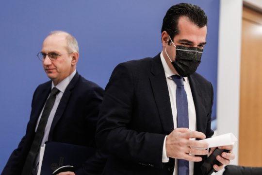Μελέτη Λύτρα: «Βουλιάζουν» στις εγκληματικές ευθύνες τους και συνεχίζουν να προκαλούν