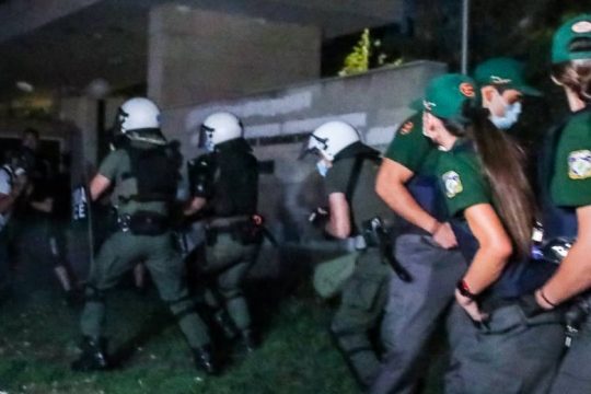 Μεταμεσονύχτια «πρεμιέρα» της ΟΠΠΙ στο ΑΠΘ – Άμεση η φοιτητική απάντηση