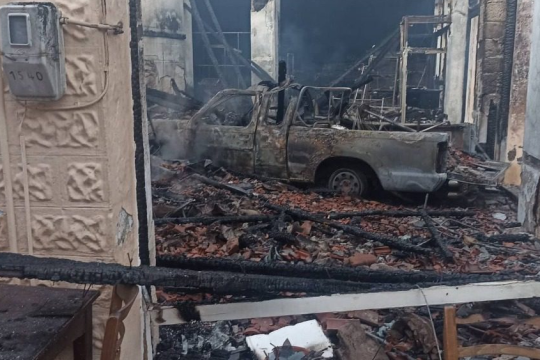 Εμπρησμός στη Λέσβο με νεκρό τον φερόμενο δράστη
