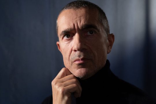 «Συνηθισμένοι άνθρωποι, μόλις φορέσουν στολή, αλλάζουν συμπεριφορά»