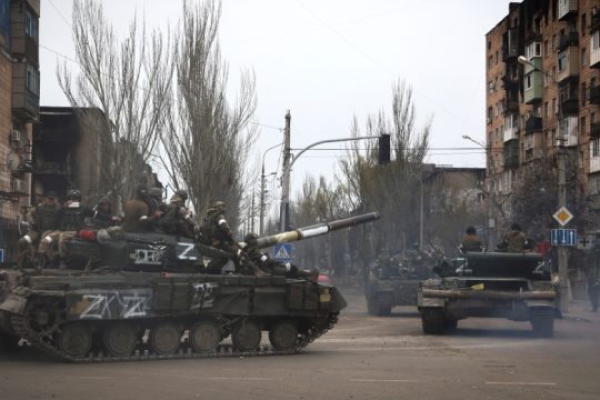 Η Ρωσία παραδέχεται την αποχώρηση από τη στρατηγικής σημασίας πόλη Ιζιούμ