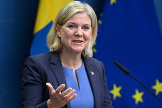 Σουηδία: Πρώτη αλλά ηττημένη και… παραιτημένη η Αντερσον
