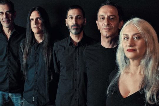 Δισκοκριτική: Thee Holy Strangers / Muse / Jan Van Angelopoulos / Kasabian