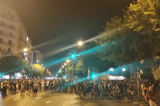 Δολοφονική επίθεση με χημικά στη συναυλία του Θ. Παπακωνσταντίνου στο ΑΠΘ