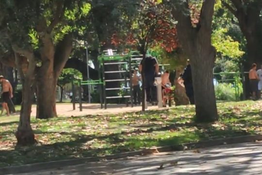 Αστυνομικό «πάρτι» στη ΔΕΘ με μονόζυγα και γυμναστική [βίντεο]