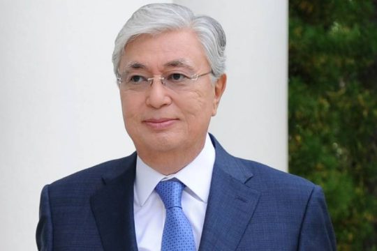 Πρόωρες κάλπες πρότεινε ο πρόεδρος του Καζακστάν δίνοντας παράλληλα αύξηση μισθού