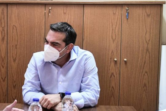 Επανακρατικοποίηση της ΔΕΗ υπόσχεται ο Αλ. Τσίπρας απέναντι στον μηχανισμό της αισχροκέρδειας