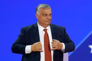 Οι Βρυξέλλες σχεδιάζουν περικοπή 20% των χρημάτων της Ουγγαρίας