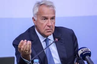 Με καθυστέρηση η εκπαίδευση για επιτελικά στελέχη
