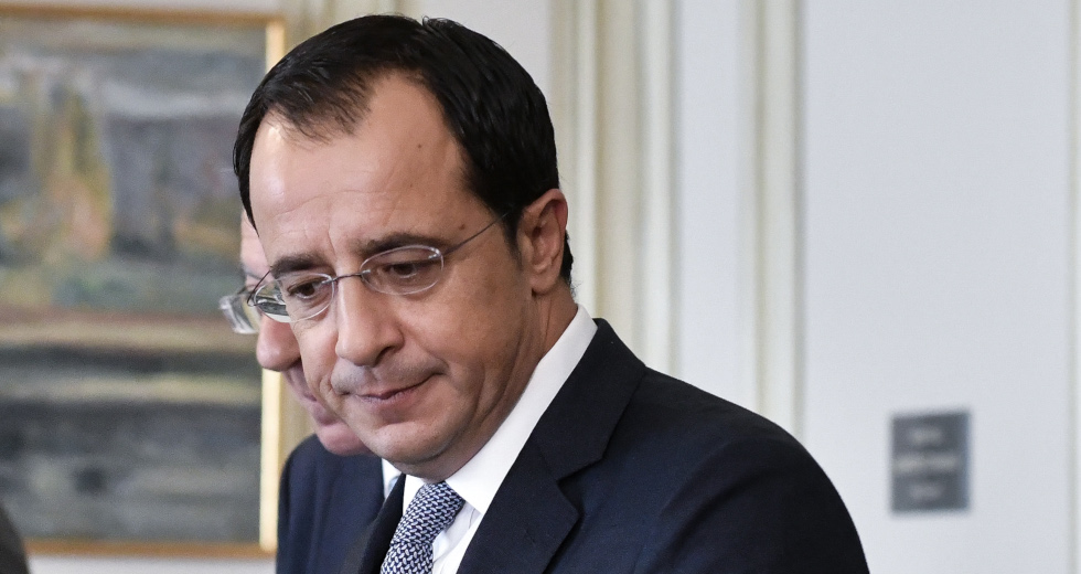 Ανασχηματισμός στην Κύπρο εν μέσω αντιδράσεων κατά του Χριστοδουλίδη