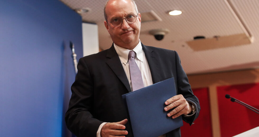 «Υφάκι» και ειρωνείες από Οικονόμου ενόψει της επίσκεψης των Ρεπόρτερ Χωρίς Σύνορα