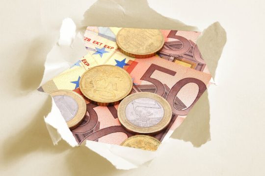 Μεγάλο «αγκάθι» τα φέσια του Δημοσίου