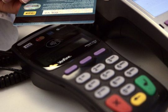 Αναβολή για τις νέες ταμειακές μηχανές