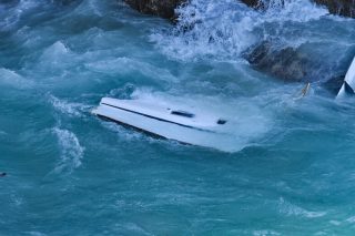 Ταλαιπωρούν και τους νεκρούς…
