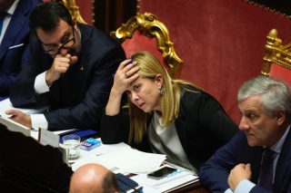 Φτηνή προπαγάνδα για το μεταναστευτικό